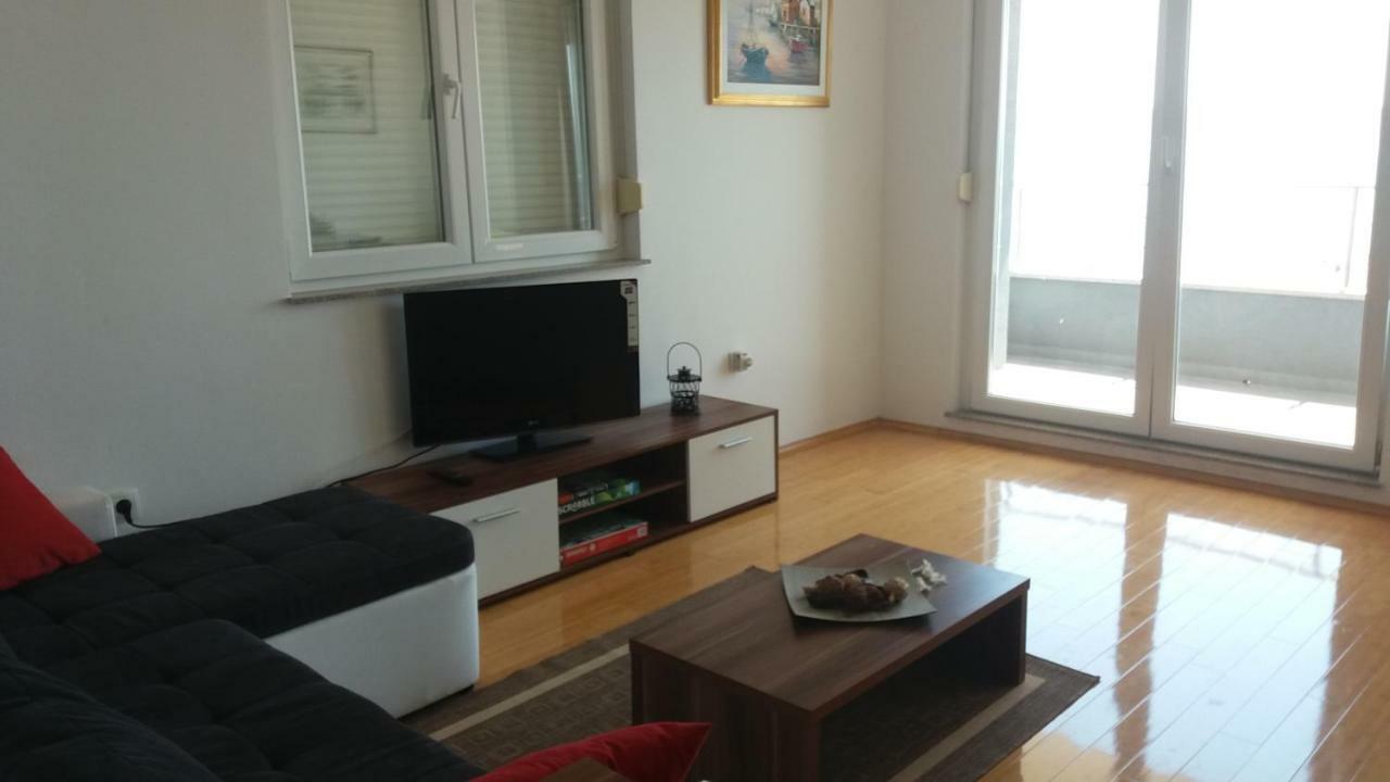 Inga'S Apartment Starigrad-Paklenica Kültér fotó
